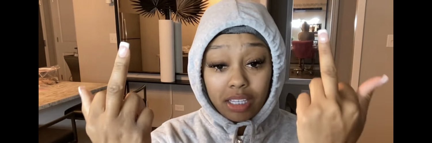 PrettyVee4's profile banner image