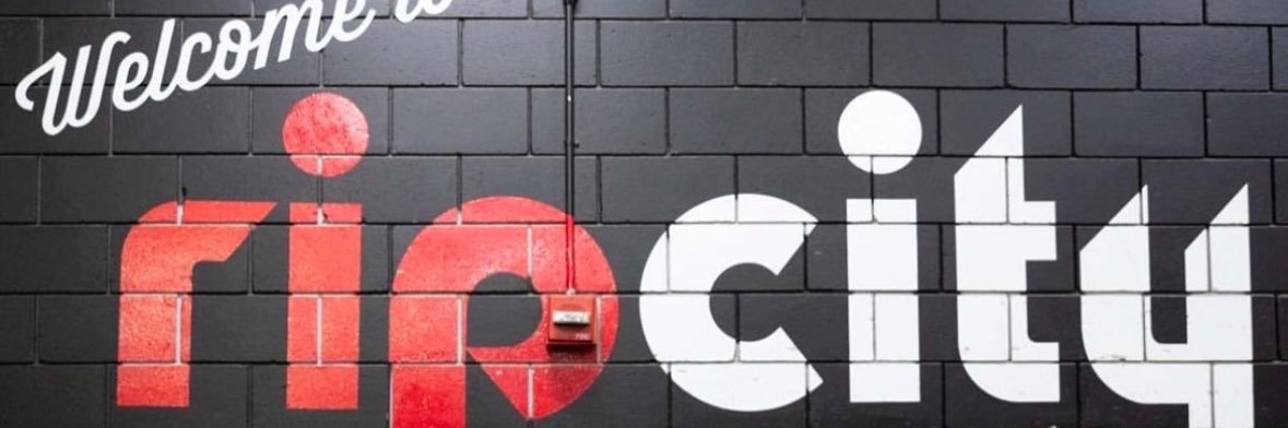 🅵🅾🆁🆃🅷🅴🅵🅰🅽🆂 🎙's banner