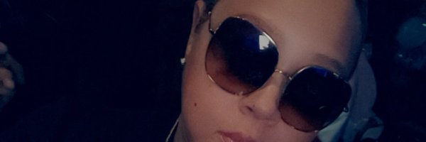 JenTheTrend Profile Banner