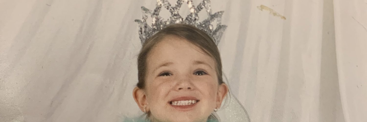 grace_guzan's profile banner image