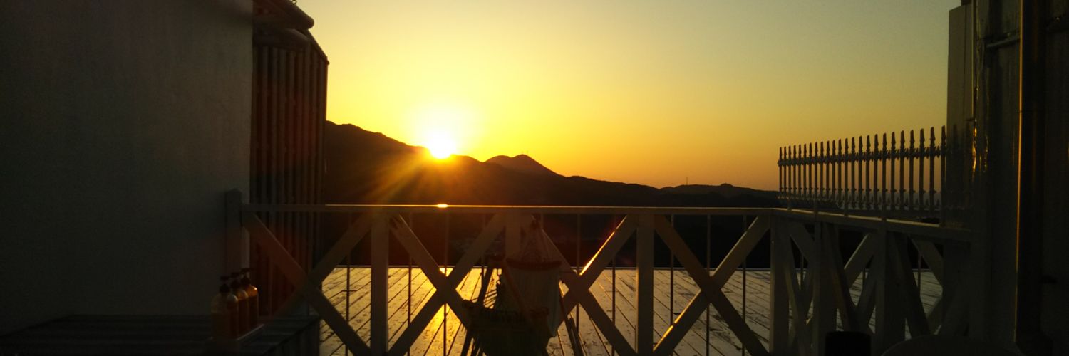 minarinhappy's profile banner image