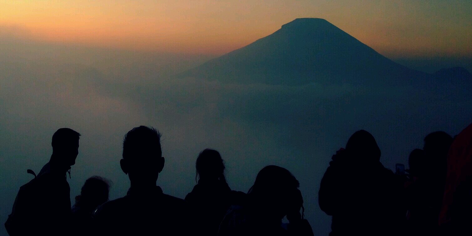 InaBastin's profile banner image