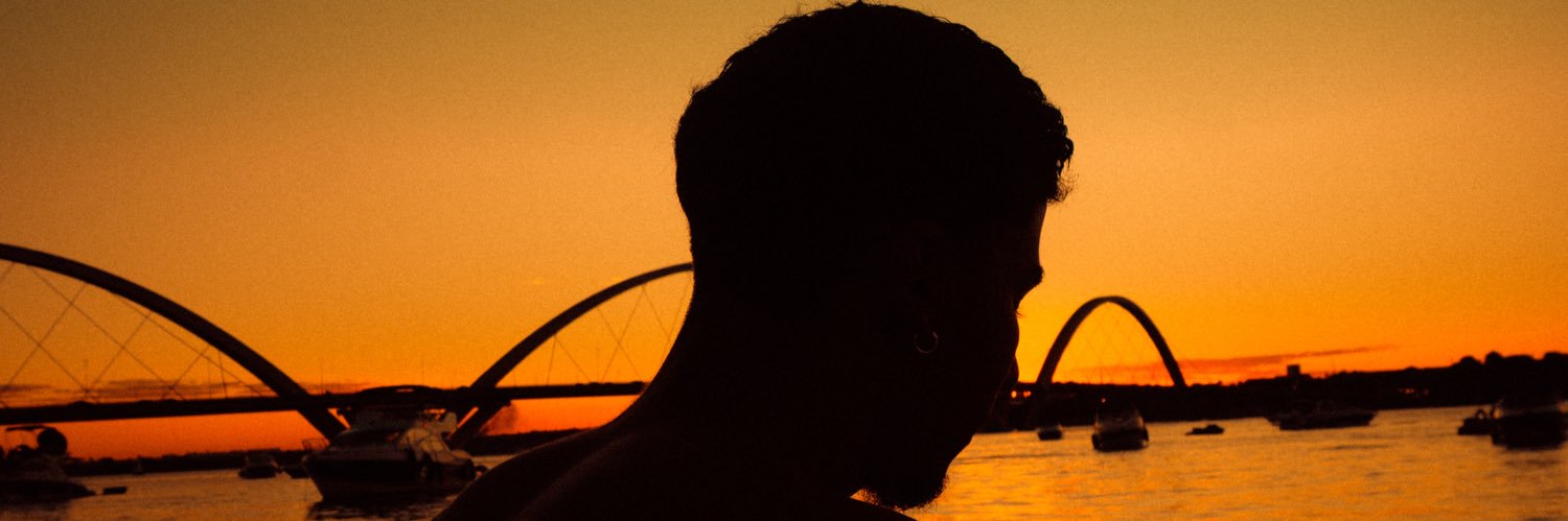 erickolvx's profile banner image