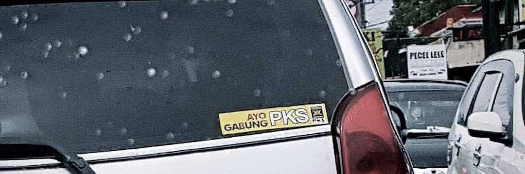 b_handika's profile banner image