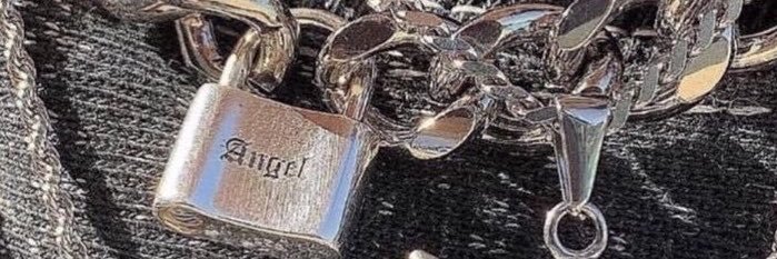 veronicxf's profile banner image