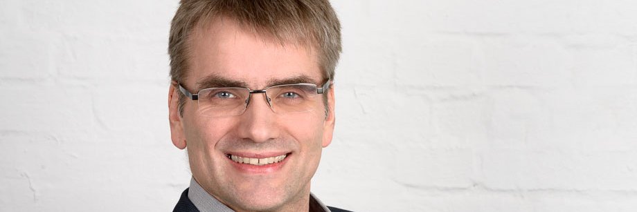 Tobias Ahlers banner