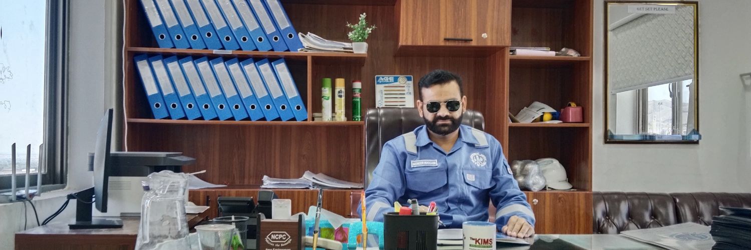 munirfau's profile banner image