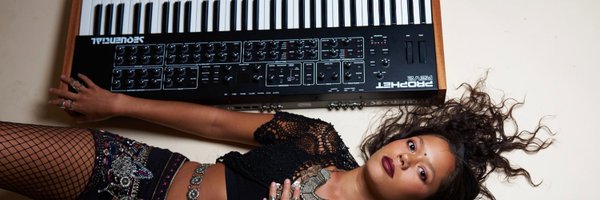 TaraLilyMood Profile Banner