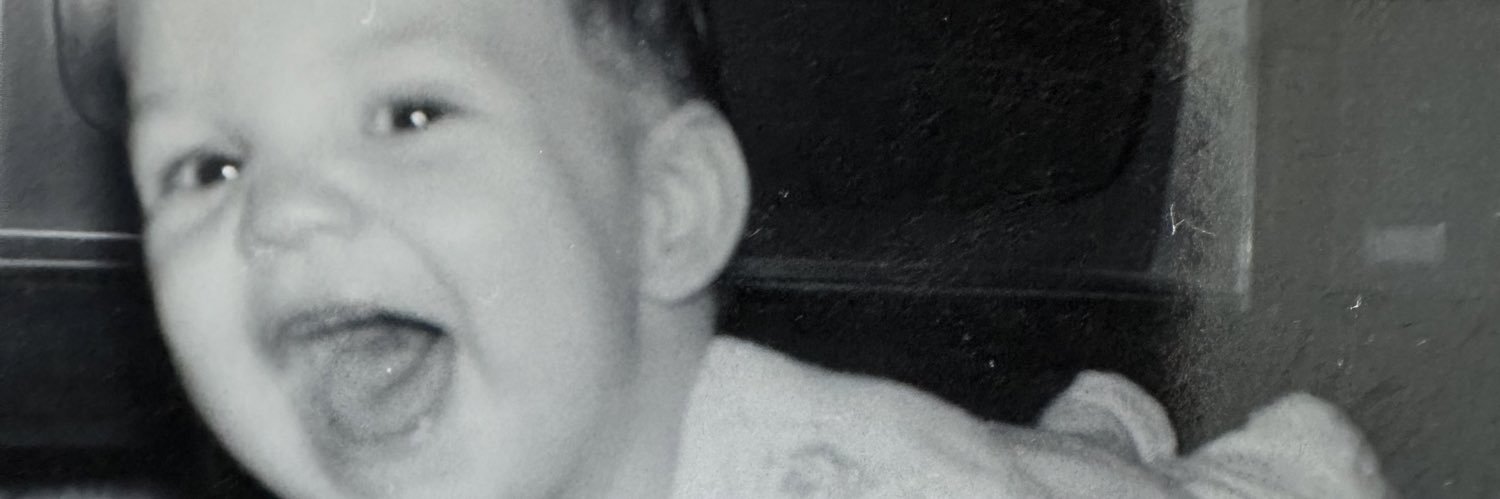 greenmobe's profile banner image