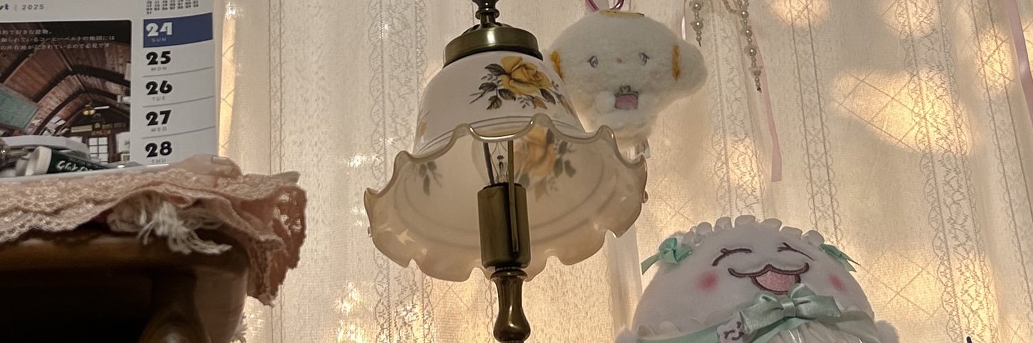 lovelymopi's profile banner image