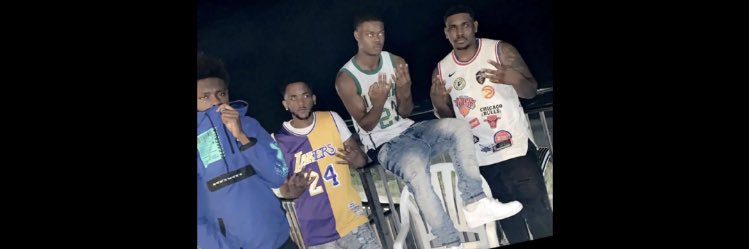 👨🏾‍🎨 banner