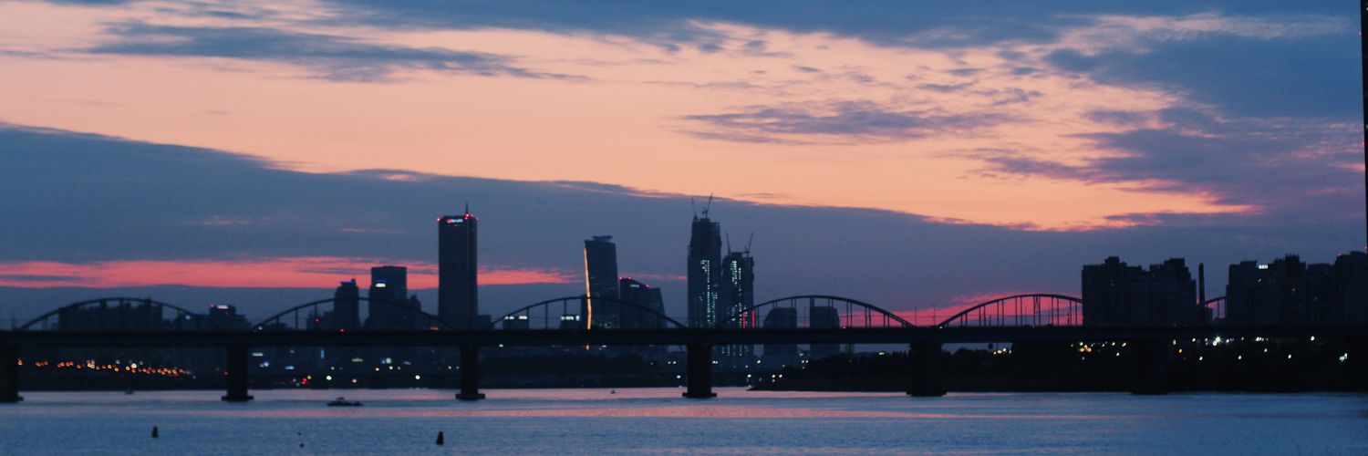 qantSY's profile banner image