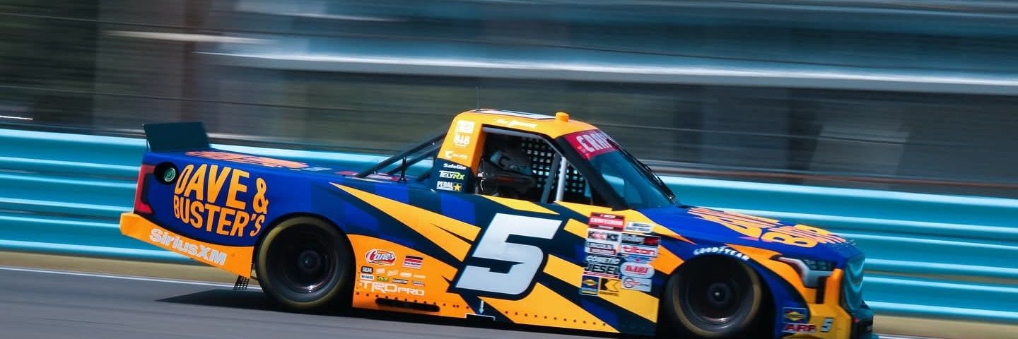 Toni B. |Not @ToniBreidinger.| banner