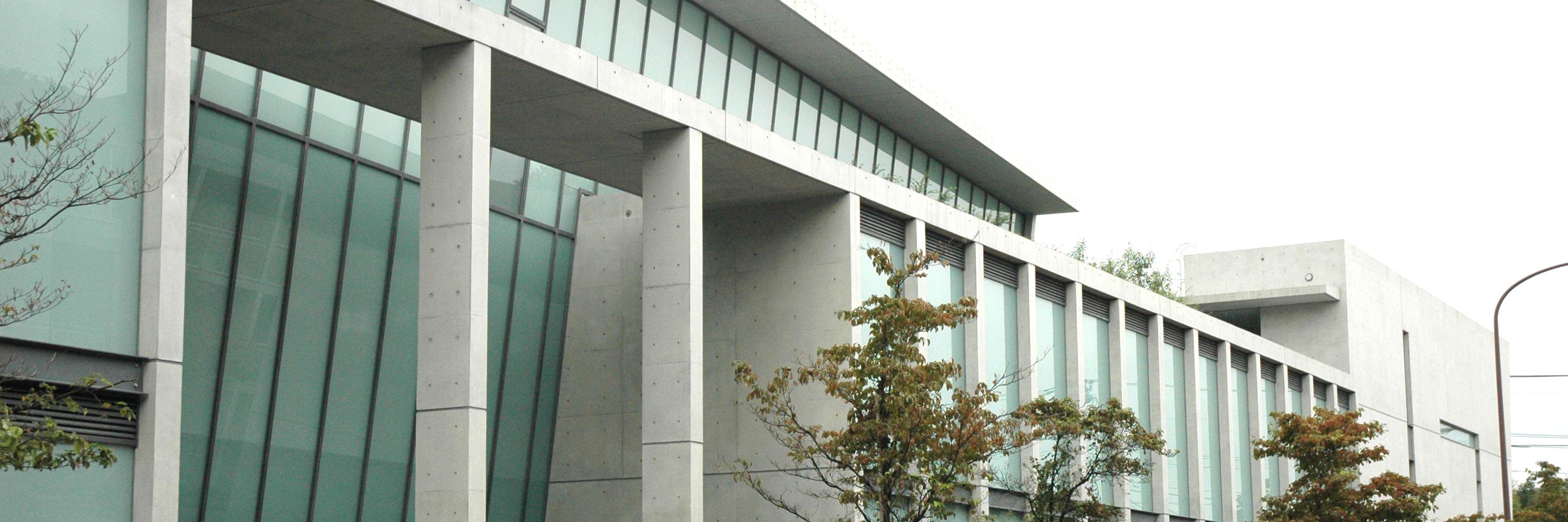 せんがわ劇場 banner