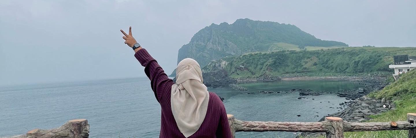 dinieyusra's profile banner image