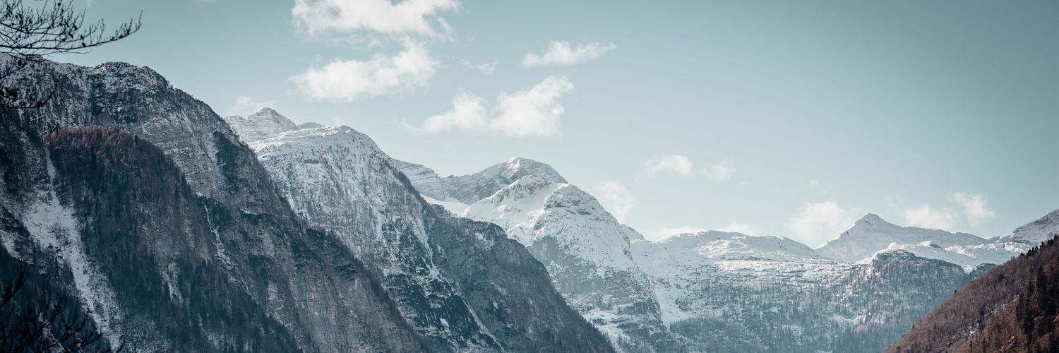 theaviralsen's profile banner image