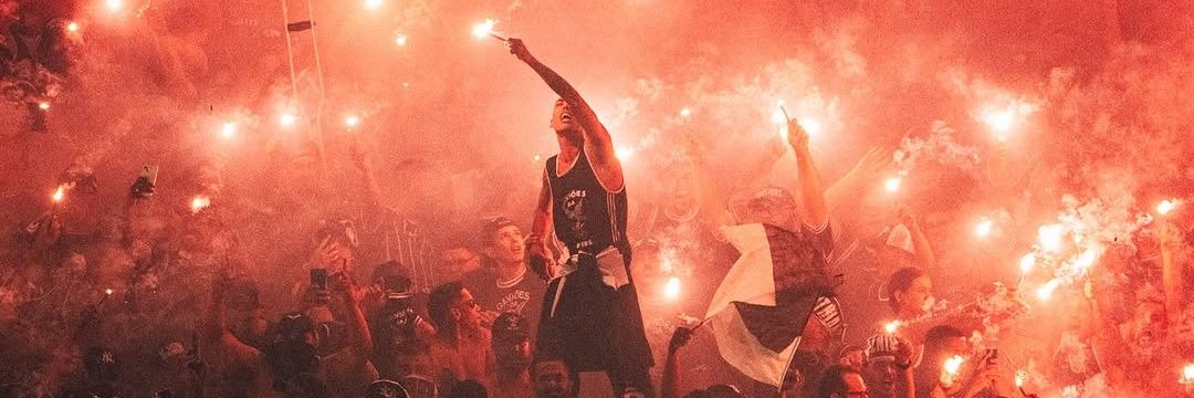 thalidourado's profile banner image