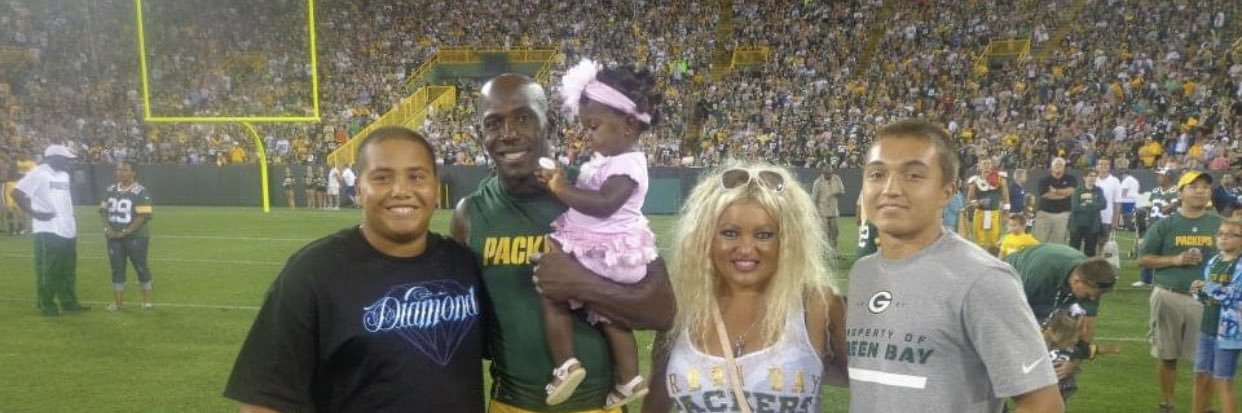 Debo_Mills's profile banner image
