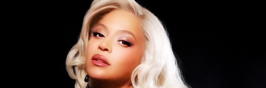 Giselle Knowles banner