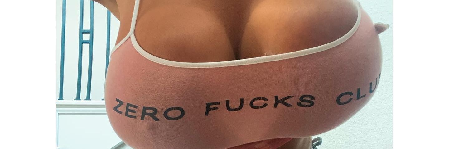 Big Tits Lover banner