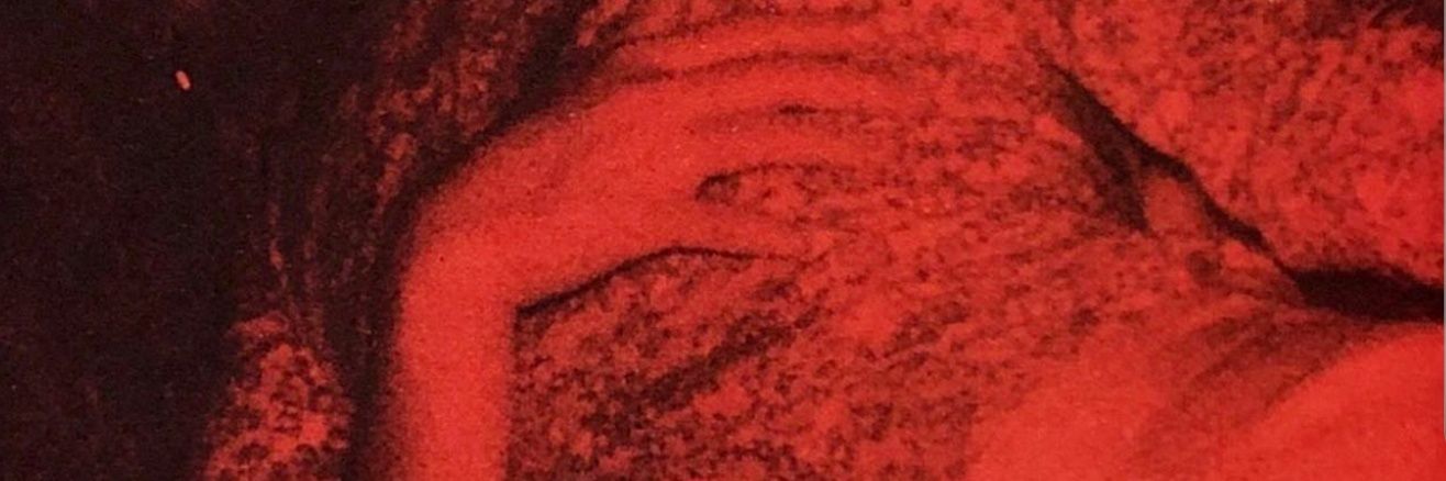 N banner