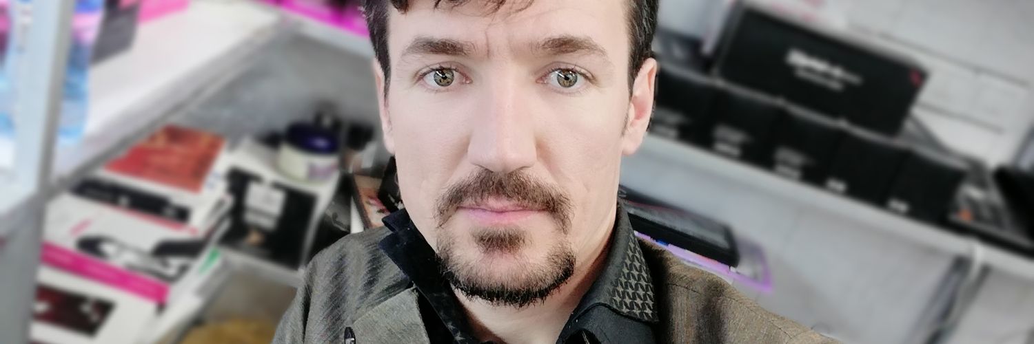 hestyar_rostemi's profile banner image