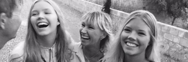 linnsis's profile banner image