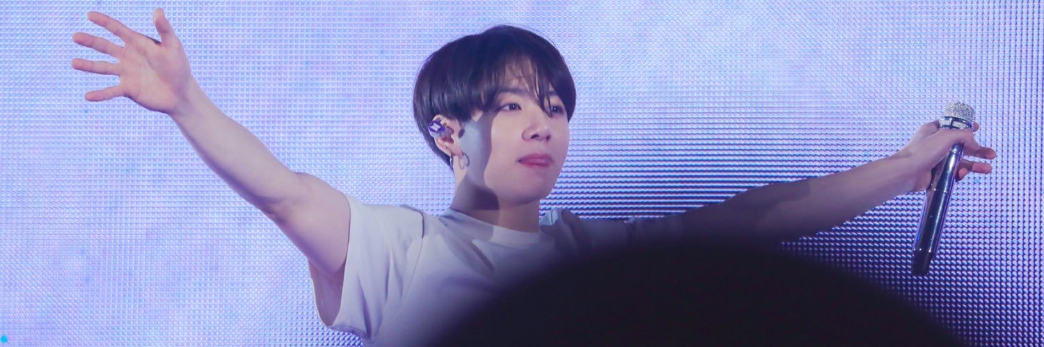 ᴊʟ🦋‘ˢᵉᵛᵉⁿ’ banner