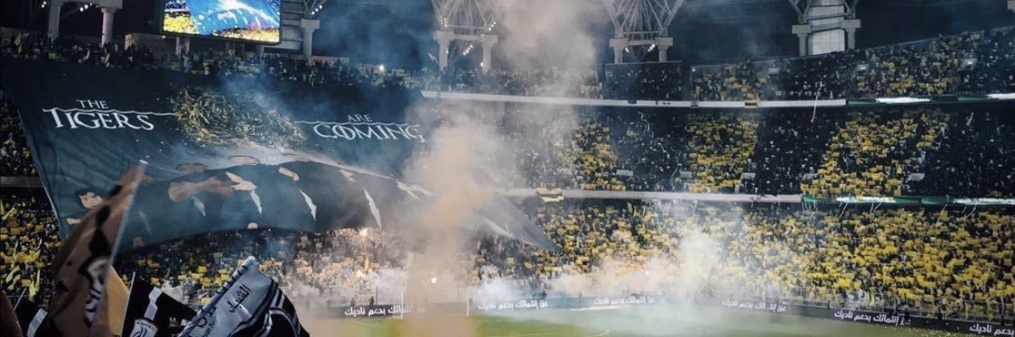 azo1997's profile banner image