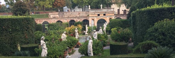 AmyMJones_5 Profile Banner