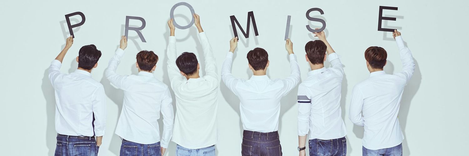 moon2oct's profile banner image