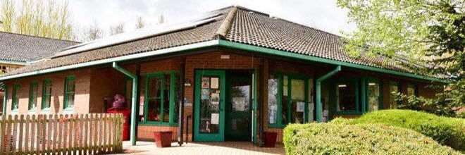 Dosbarth Derbyn Cross Ash banner