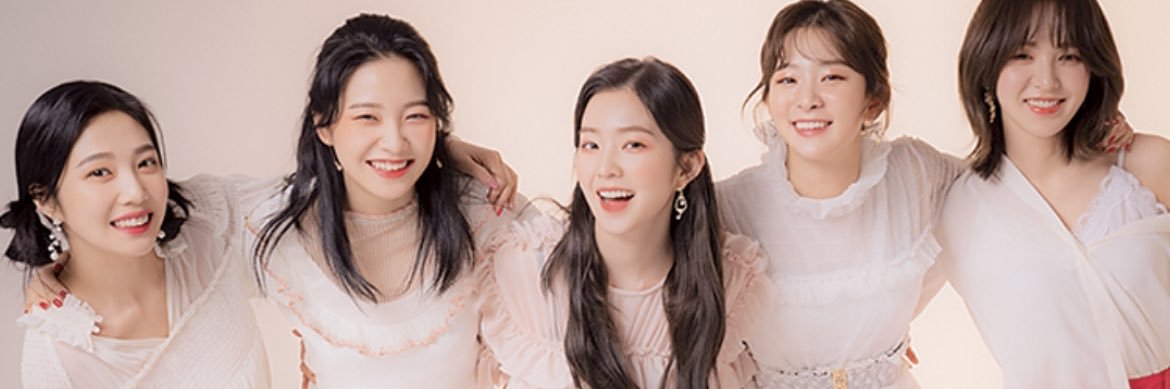 LooveVelvet's profile banner image