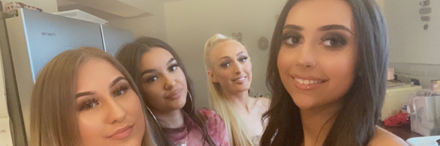 xkaitlinsimms's profile banner image