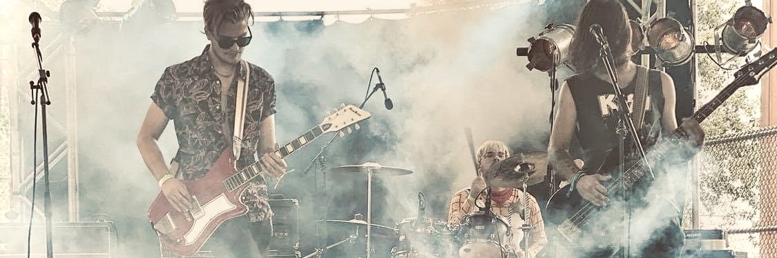 Major Weakness banner