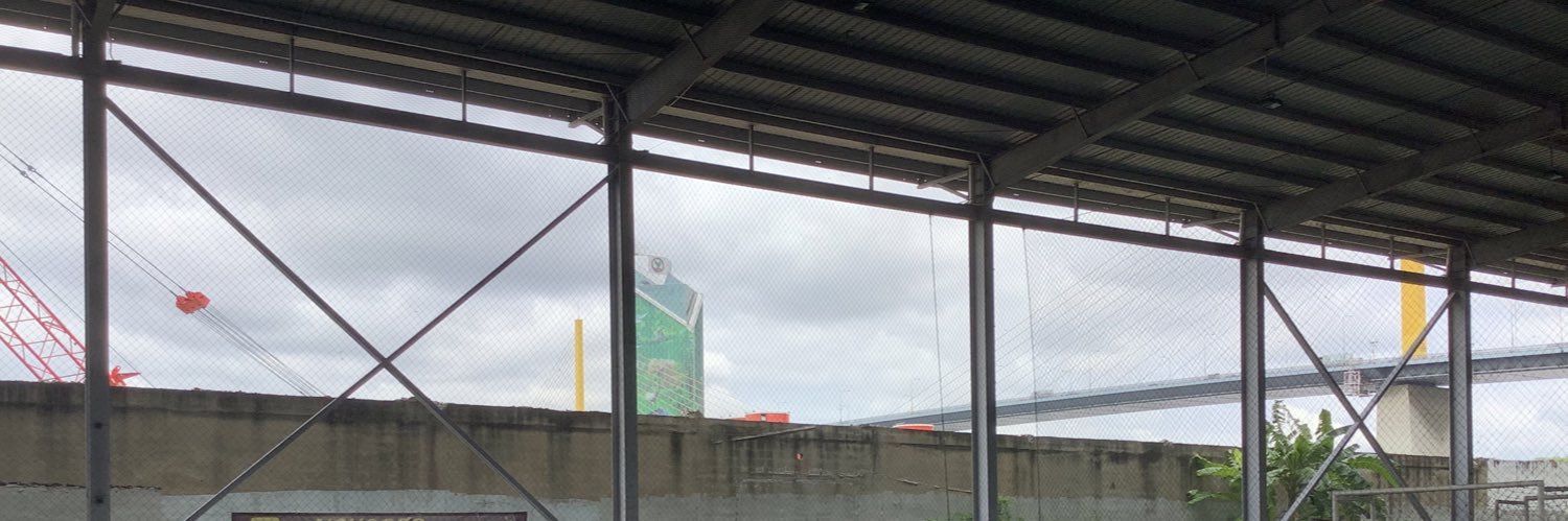 เงียบๆ ในโลกของตัวเอง banner