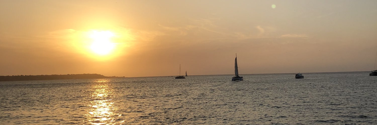 adrilopezrv's profile banner image