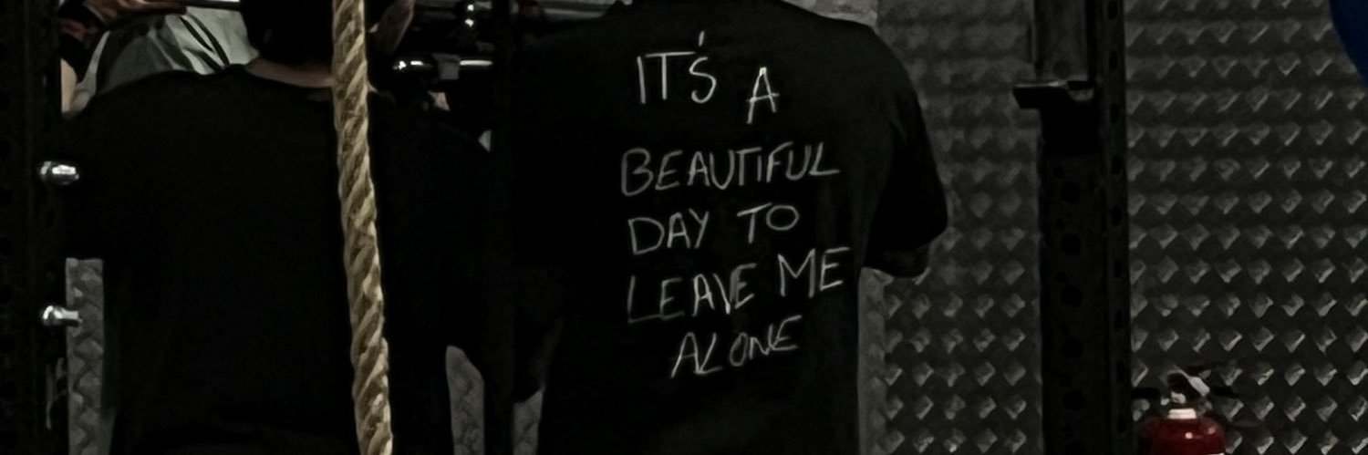 M banner