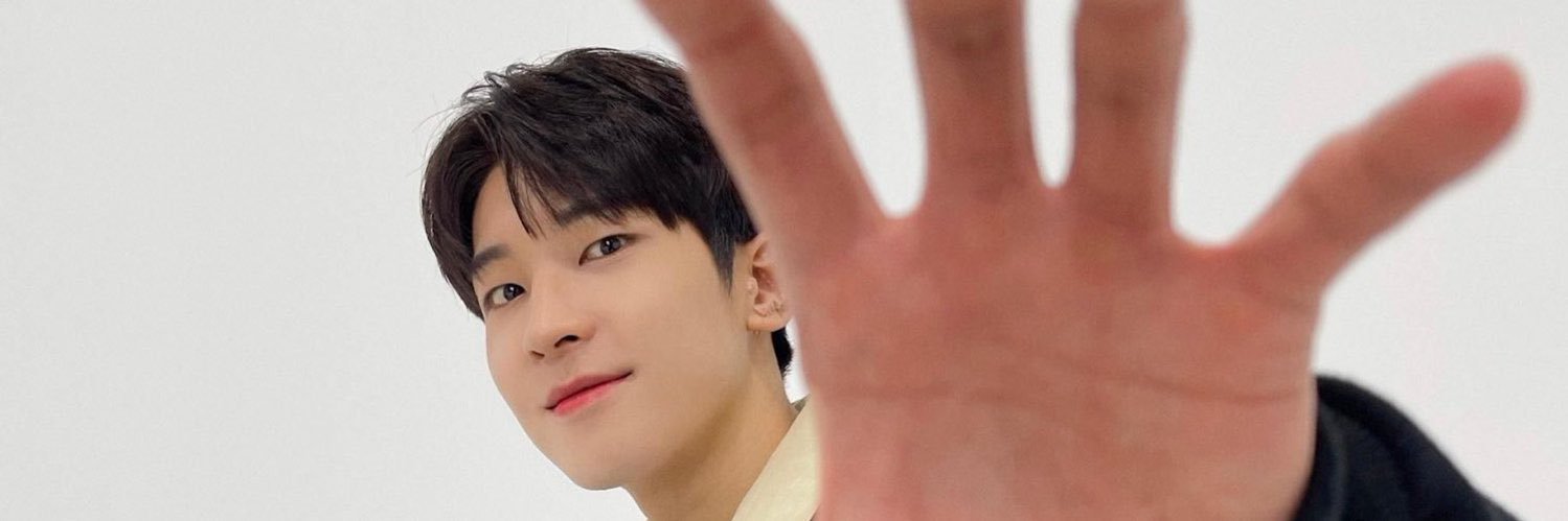 แชน banner