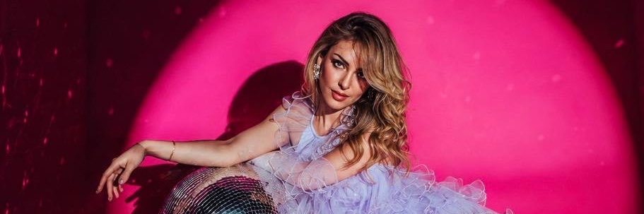 Maritrini17's profile banner image