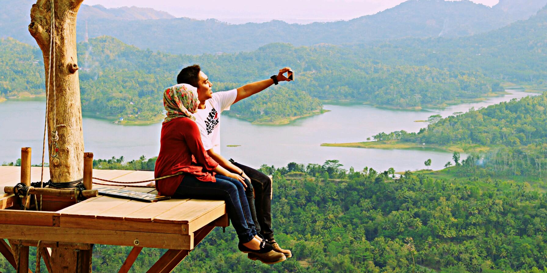 anindoyok's profile banner image