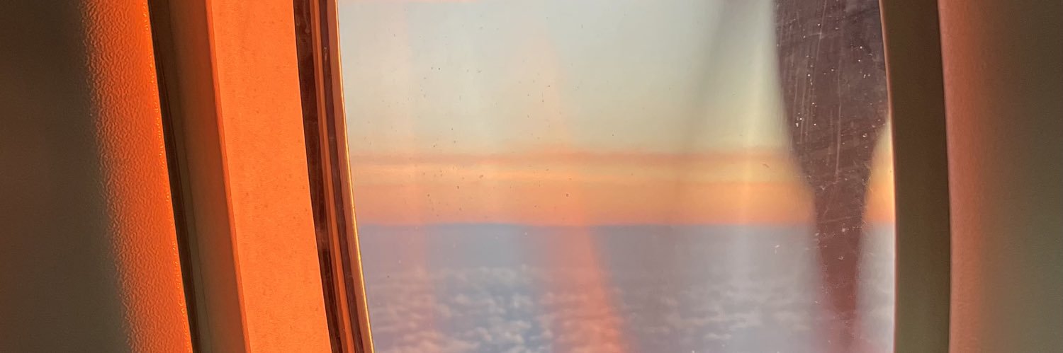 M banner