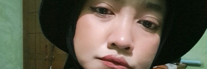nilaarif's profile banner image