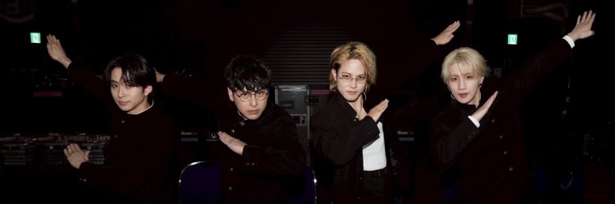 rena1029dora's profile banner image