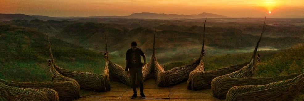 ynamahada's profile banner image