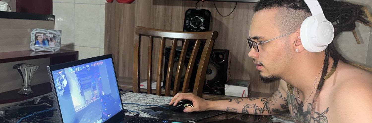 oshmdsavemaria's profile banner image