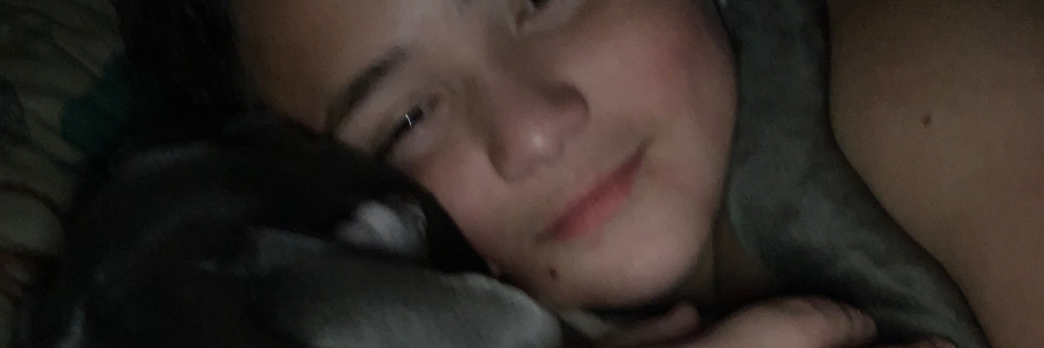 H0NEYBEEE1223's profile banner image