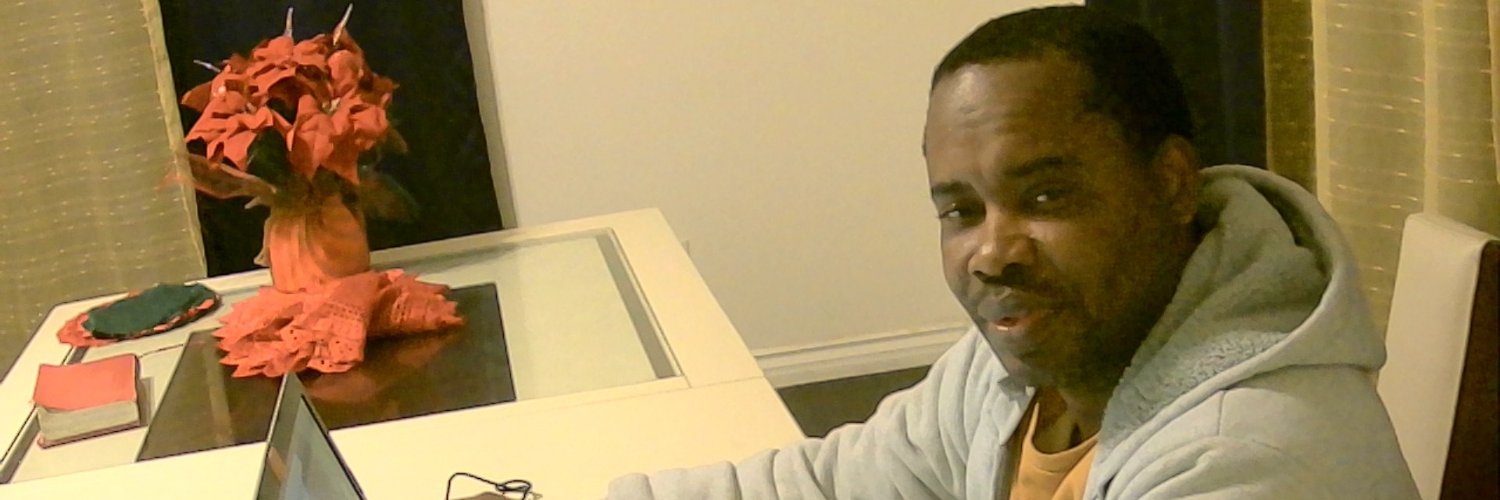 TOSMOORE2's profile banner image