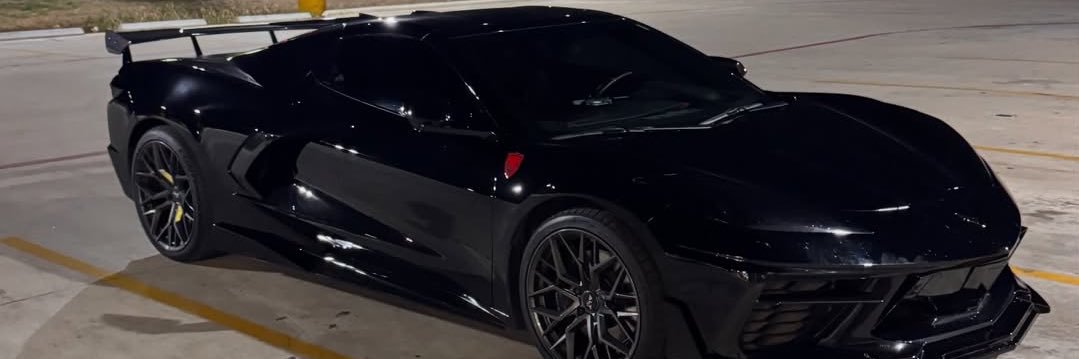 Isak Lambesis banner