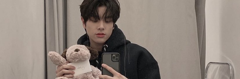 suncreamz_'s profile banner image